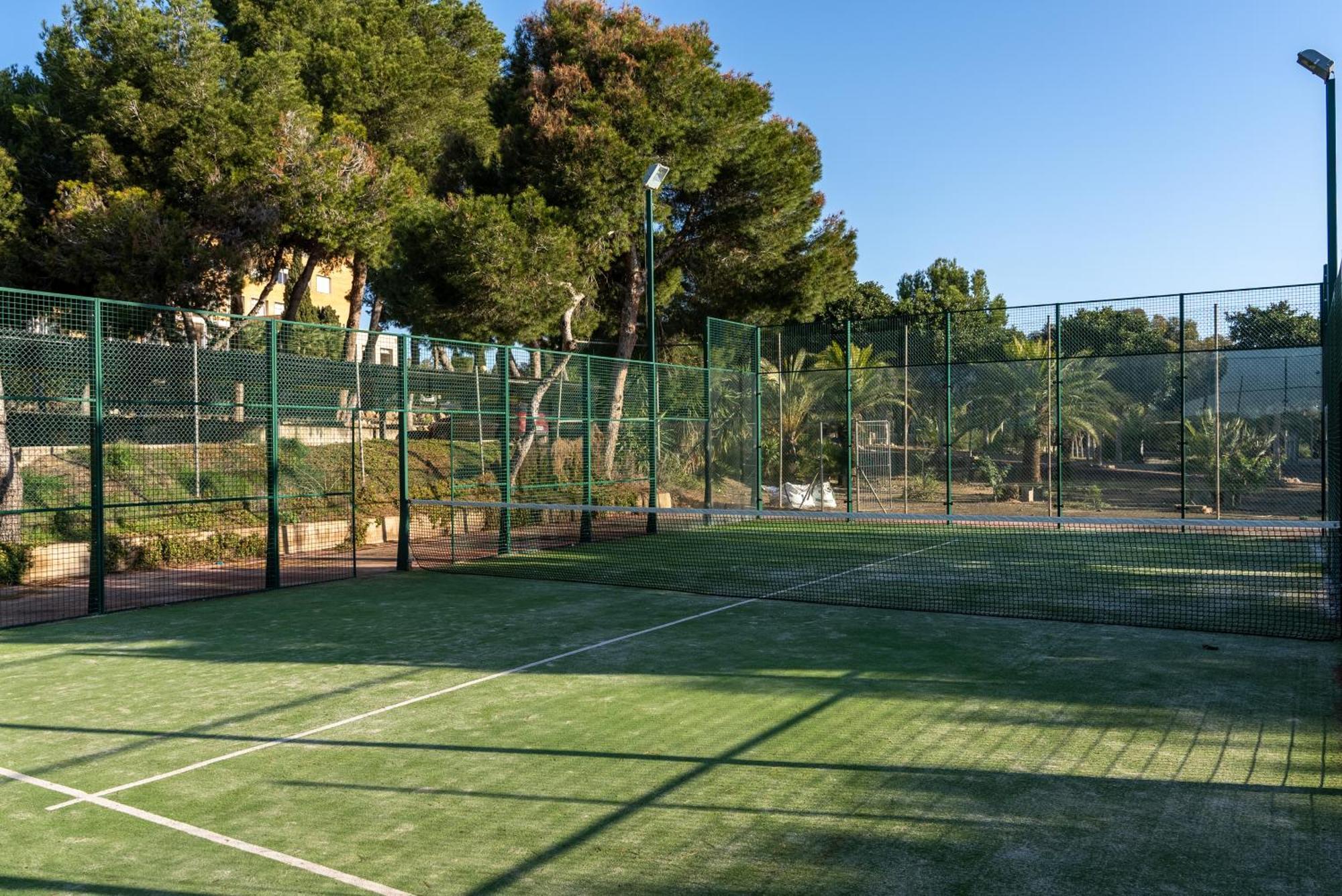 Costablanca Explore Hostel Sports & Events La Mariña Buitenkant foto