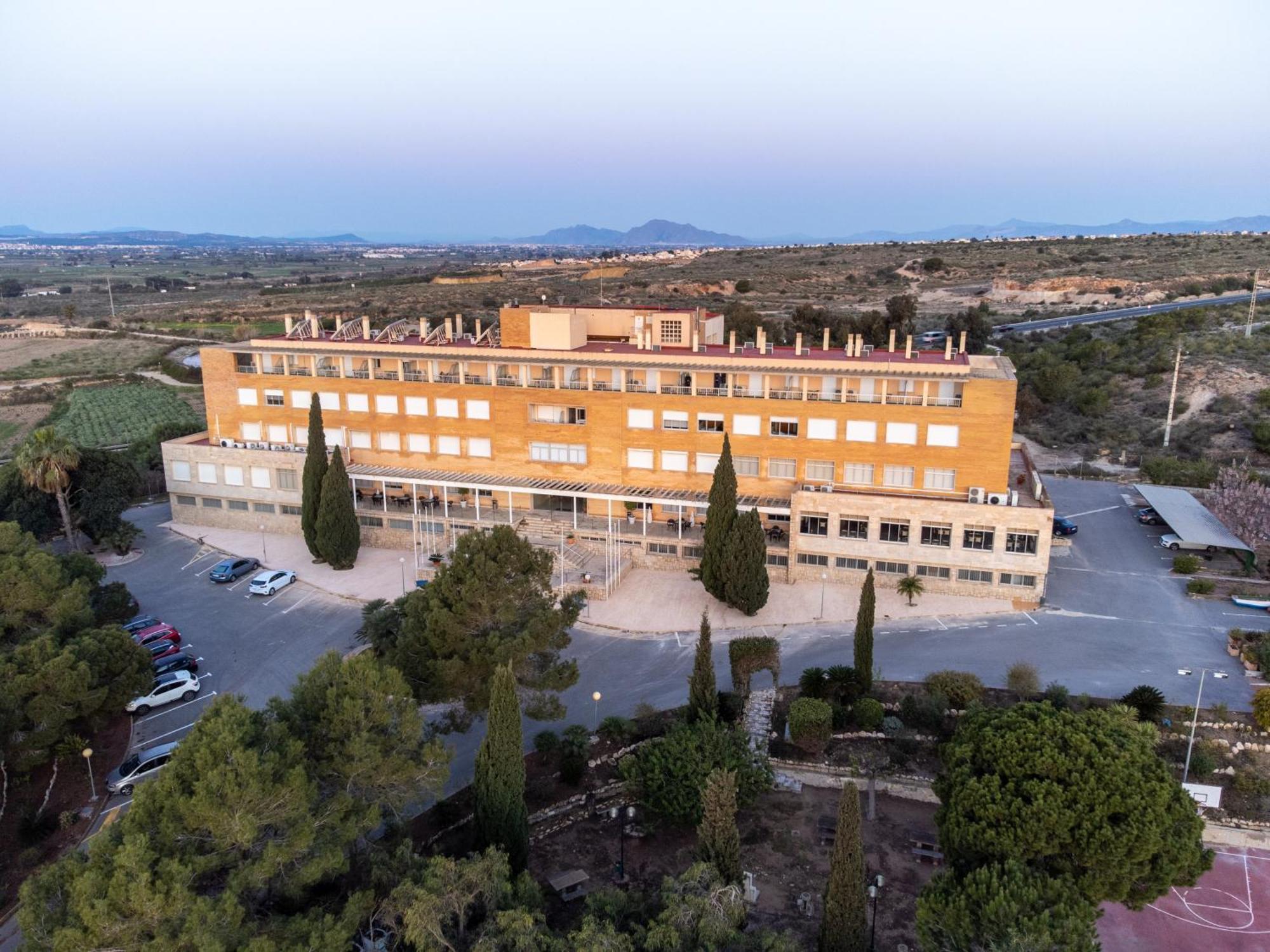 Costablanca Explore Hostel Sports & Events La Mariña Buitenkant foto
