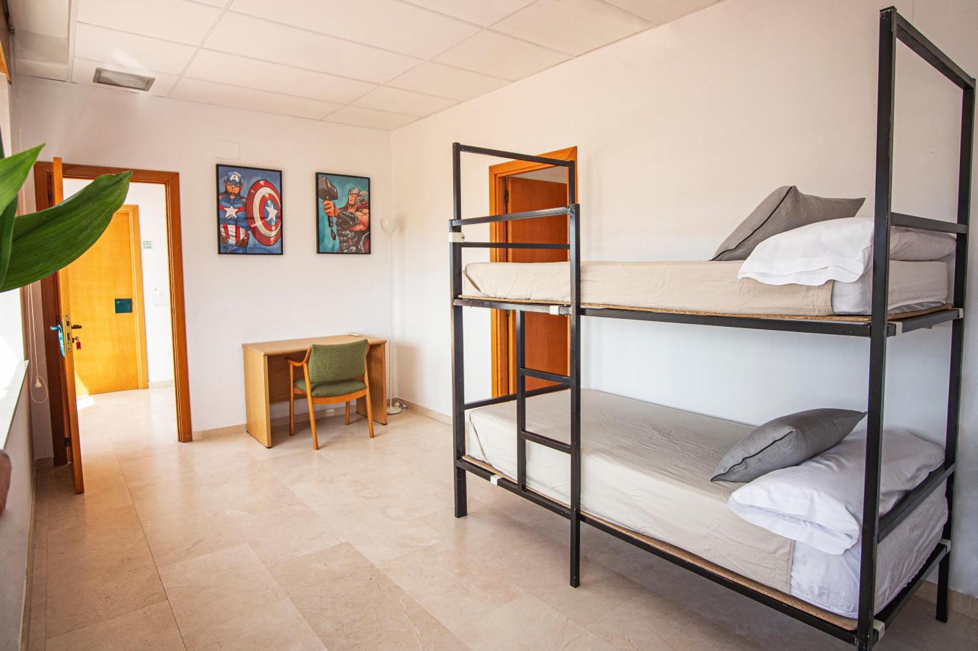 Costablanca Explore Hostel Sports & Events La Mariña Buitenkant foto